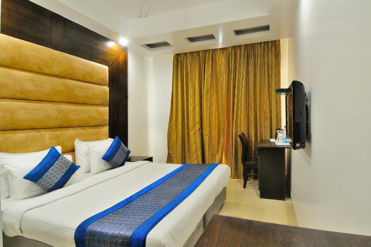 Hotel Benz International New Delhi Extérieur photo