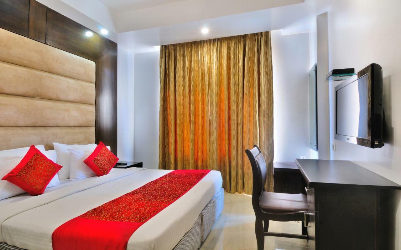 Hotel Benz International New Delhi Extérieur photo